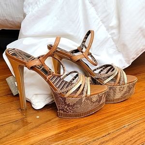 Jessica Simpson, high heels, brown and gold snake skin, size 9,